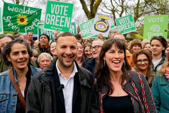 Vote Green Get Illegals.